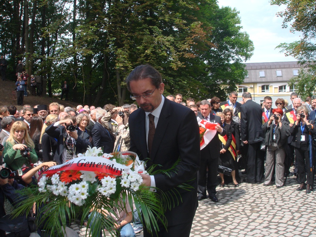 Odsloniecie Pomnika na Wzgorzach Wuleckich24.JPG